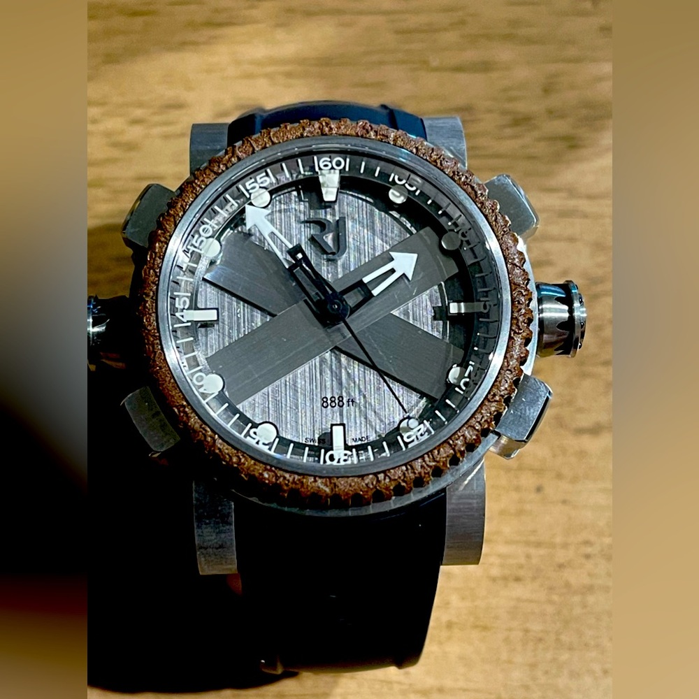 Romain Jerome Octopus Silver Dial Titanic Rusted Steel RJTAUDI.003.01, NEW.